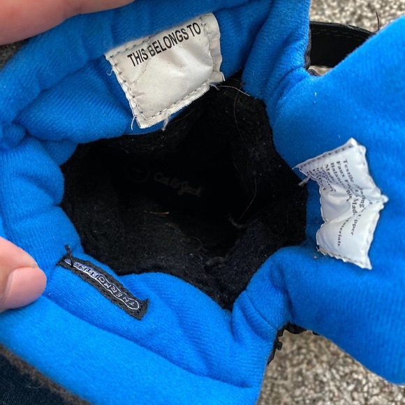 Cat & Jack Grey/Black Snow Boots - Size 1Y - Picture 5 of 6